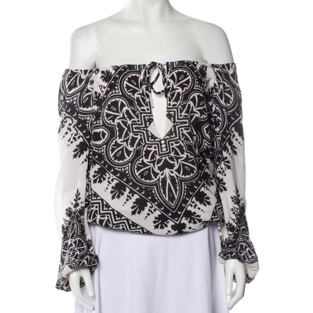 Alice + Olivia off the shoulder small top